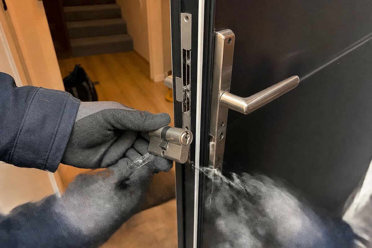 remplacement de cylindre de porte par serrurier